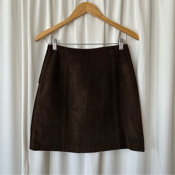 Vintage Armani Jeans Suede Brown mini skirt size 8 - Picture 4 of 15
